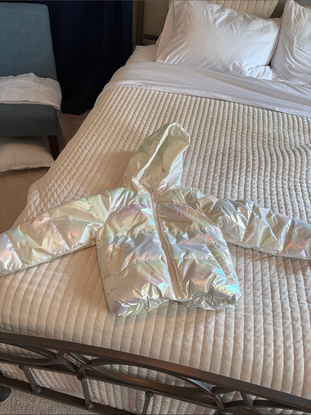 Old Navy Iridescent Pearl-Glow Puffer Jacket for Kids